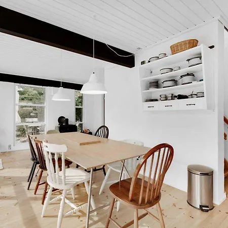 Lovely Enveloped In Surroundings Сasa de vacaciones