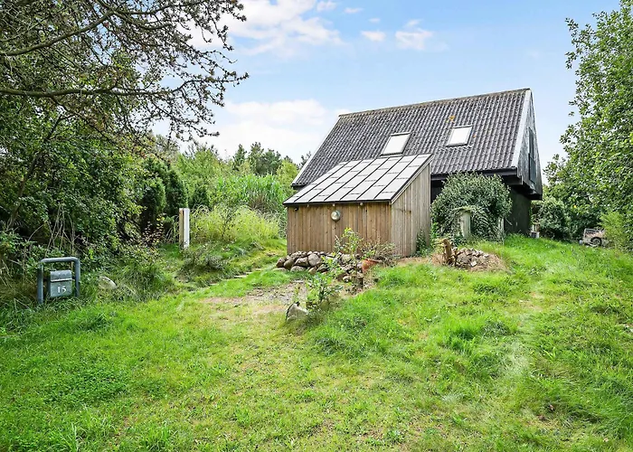 Lovely Enveloped In Surroundings *